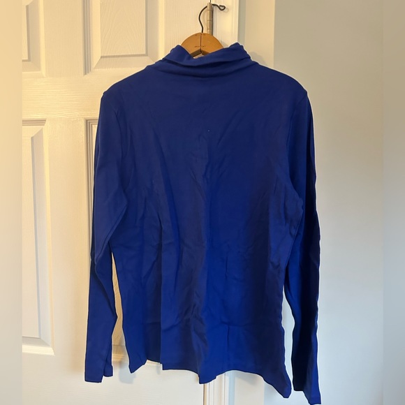 Kim rogers blue turtle neck, size medium - Picture 3 of 3